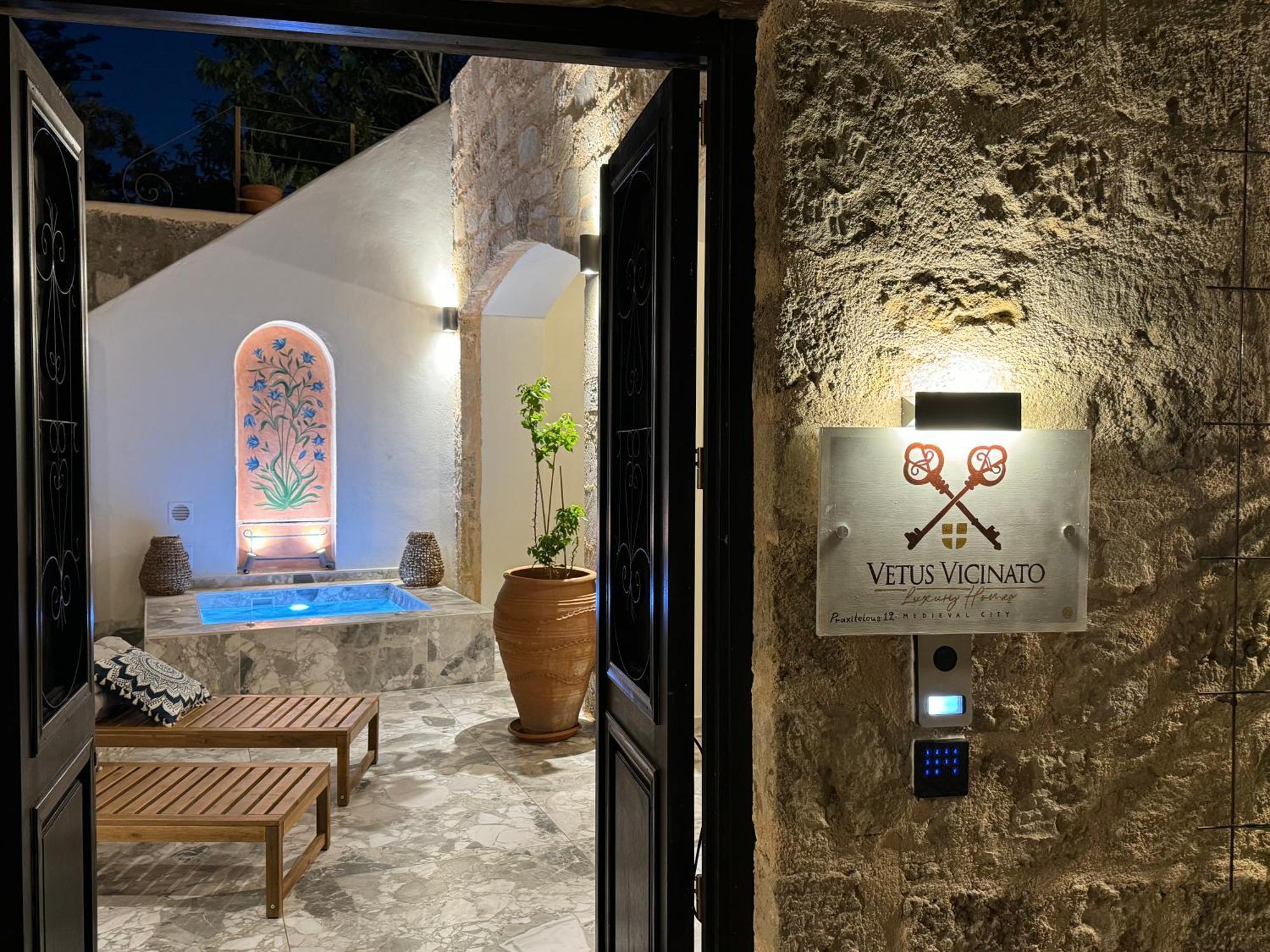 Vetus Vicinato Luxury Homes Rhodes City エクステリア 写真